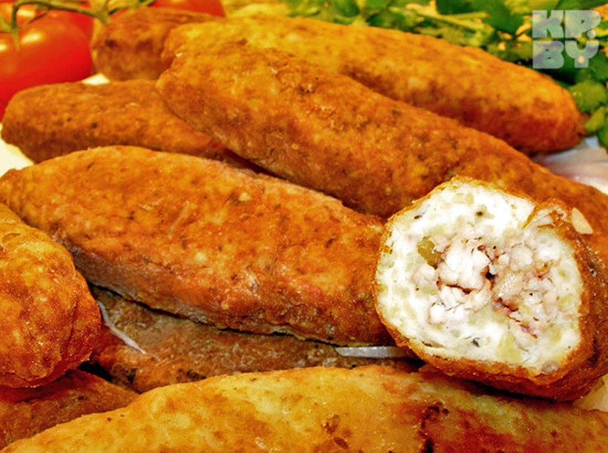 Кеббе - фаршированные мясные шарики.