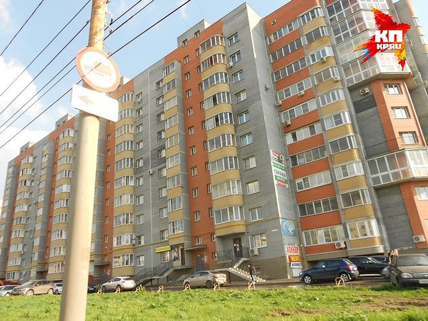 Жителям новостроек ждать капремонта еще лет пятнадцать, однако и им придется отчислять ежемесячно средства на его проведение... Фото: Елена ЧЕРНЕНКО