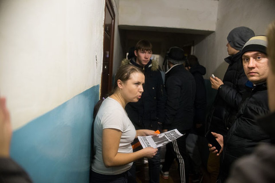 Лену якобы видели на третьем этаже сельского общежития два дня назад Фото: Валерий ЗВОНАРЕВ