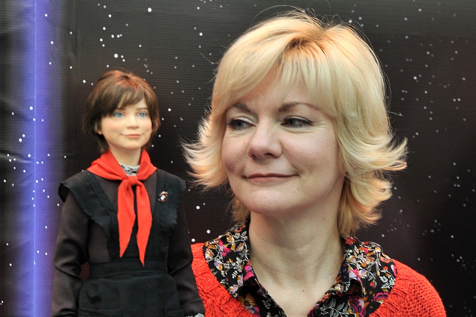 Алиса Селезнева стала биологом, а Электроник — бизнесменом: как изменились юные звезды российского кино