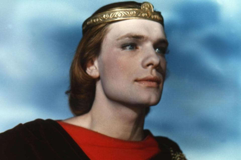 Сбежал в США и снимался со Шварценеггером: трагедия самого красивого советского актера 70-х Олега Видова