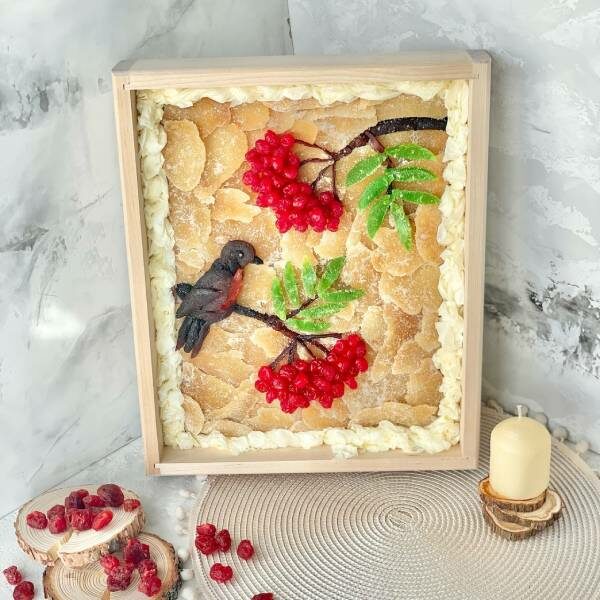 Выставка картин из сухофруктов