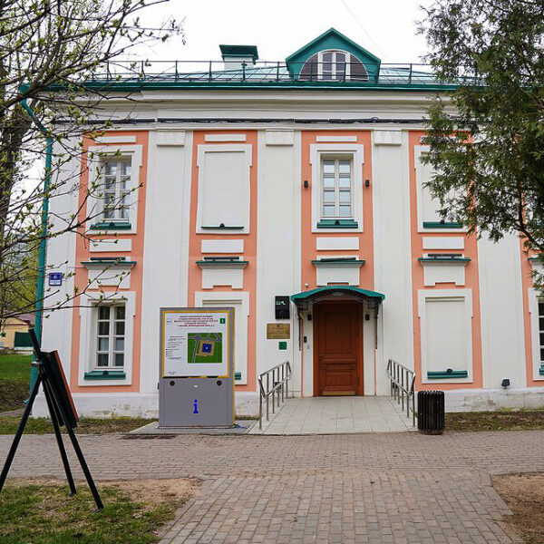 Выставка «Божьей милостью Инженер» в Воронцовском парке