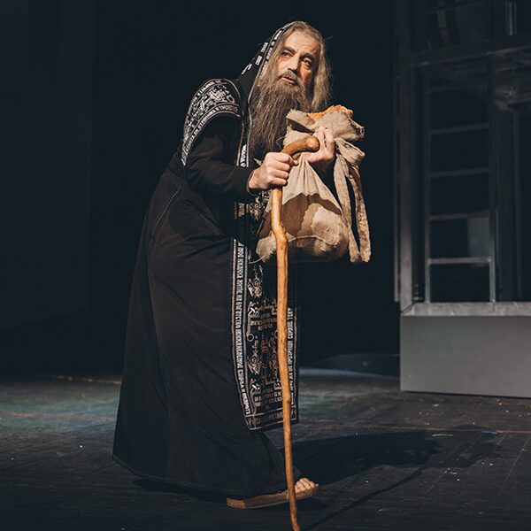 Спектакль «Лавр» в Новом театре