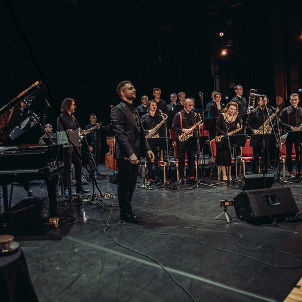 Шоу «Interstellar. Концерт под звездами»