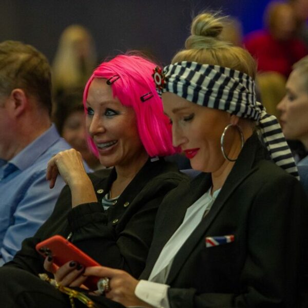 День театра в Театре комедии Акимова