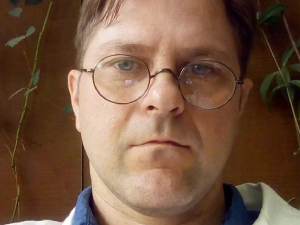 Виктор Лукьянов