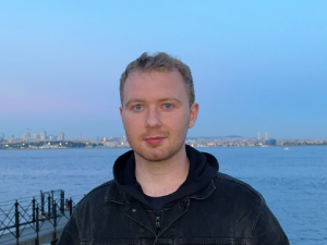 Артем Островский