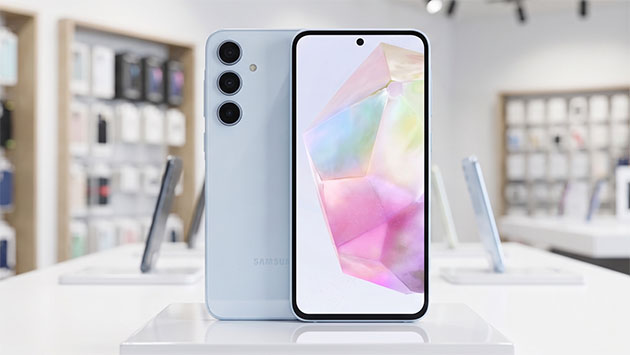 Samsung Galaxy A35. Фото: Ян Ляпин / Нейросеть