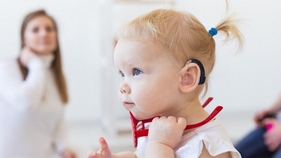 Лучшие слуховые аппараты для детей 2025