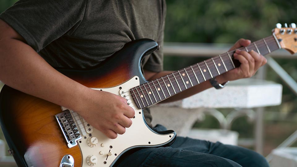 Лучшие электрогитары в 2025 году