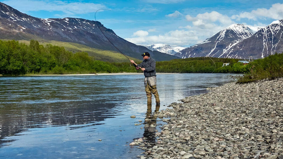 50+ идей, что подарить рыбаку