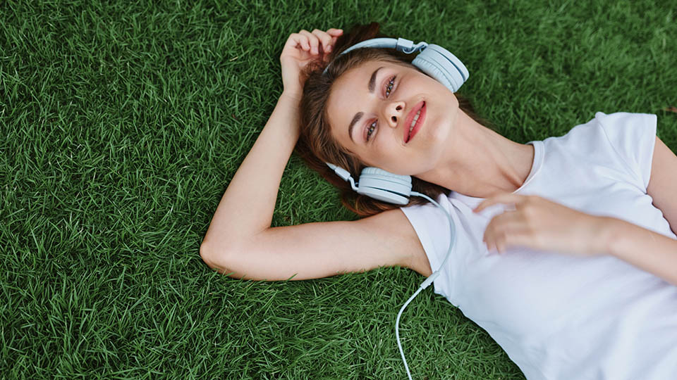 10 лучших портативных Hi-Fi- и Hi-Res-аудиоплееров в 2025 году