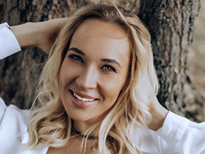 Александра Лысенкова