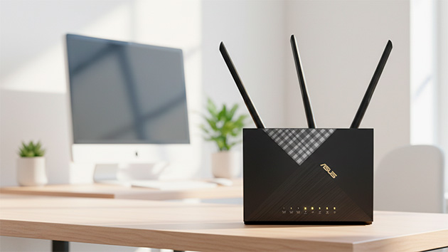 Asus 4G-AX56 AX1800. Фото: Павел Громов / Нейросеть