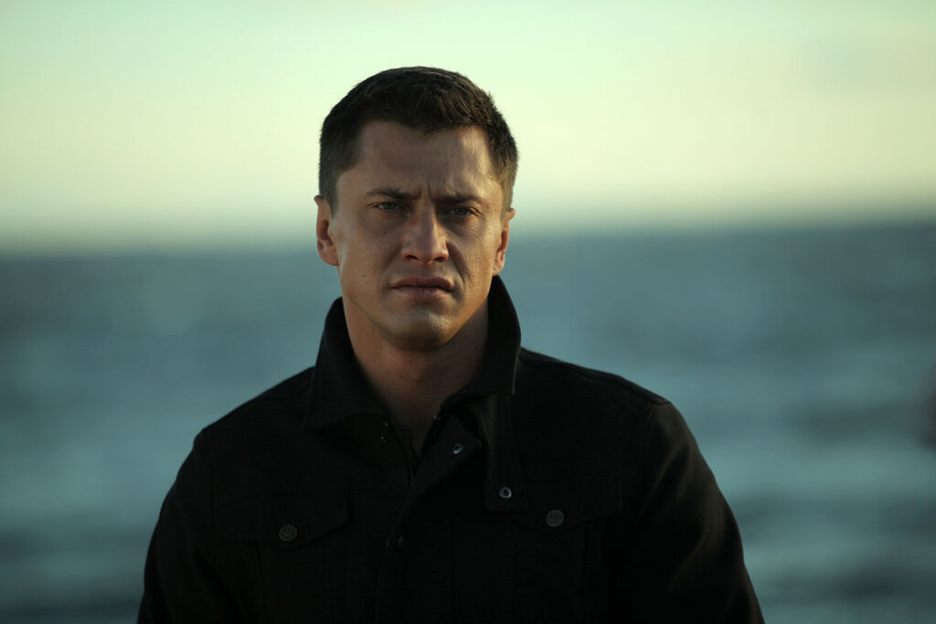 Звезда сериала «Мажор» показал на видео, как похудел на 20 килограмм для новой роли