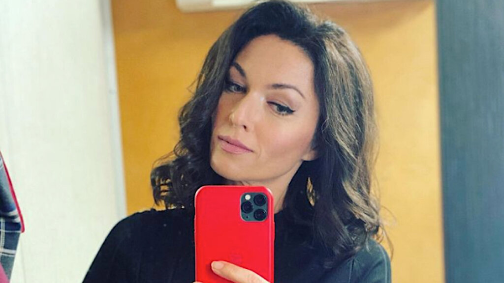 Звезда «Не родись красивой» Юлия Такшина показала старшего сына от Григория Антипенко