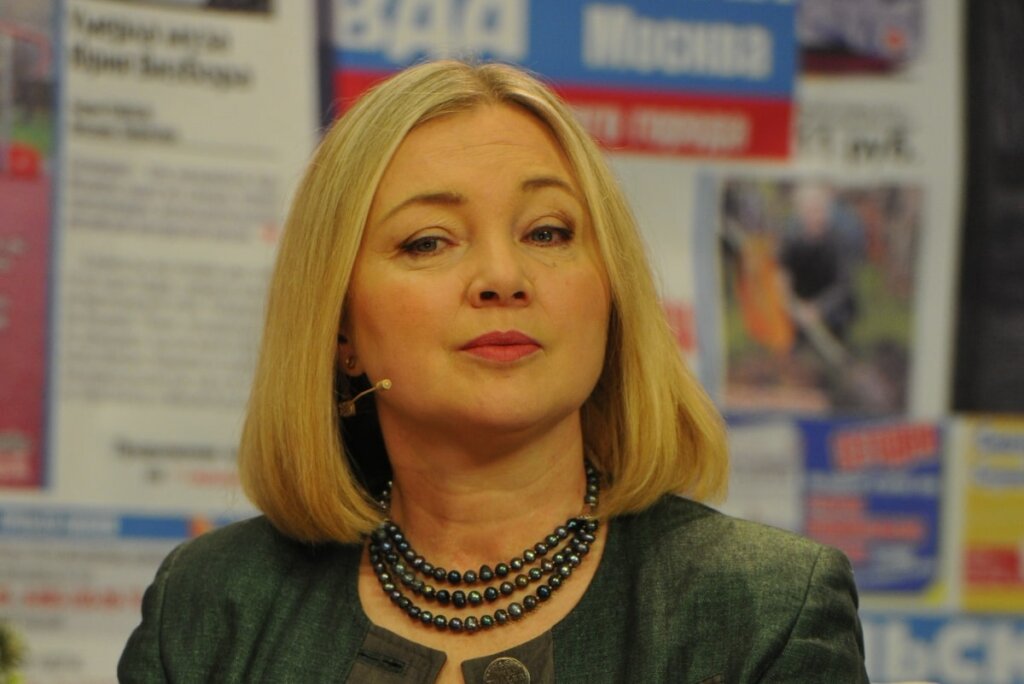 Новости шоу-бизнеса: актриса Яковлева скрывала рождение ребенка, Самбурская показала любовника, Яна Чурикова изменилась до неузнаваемости