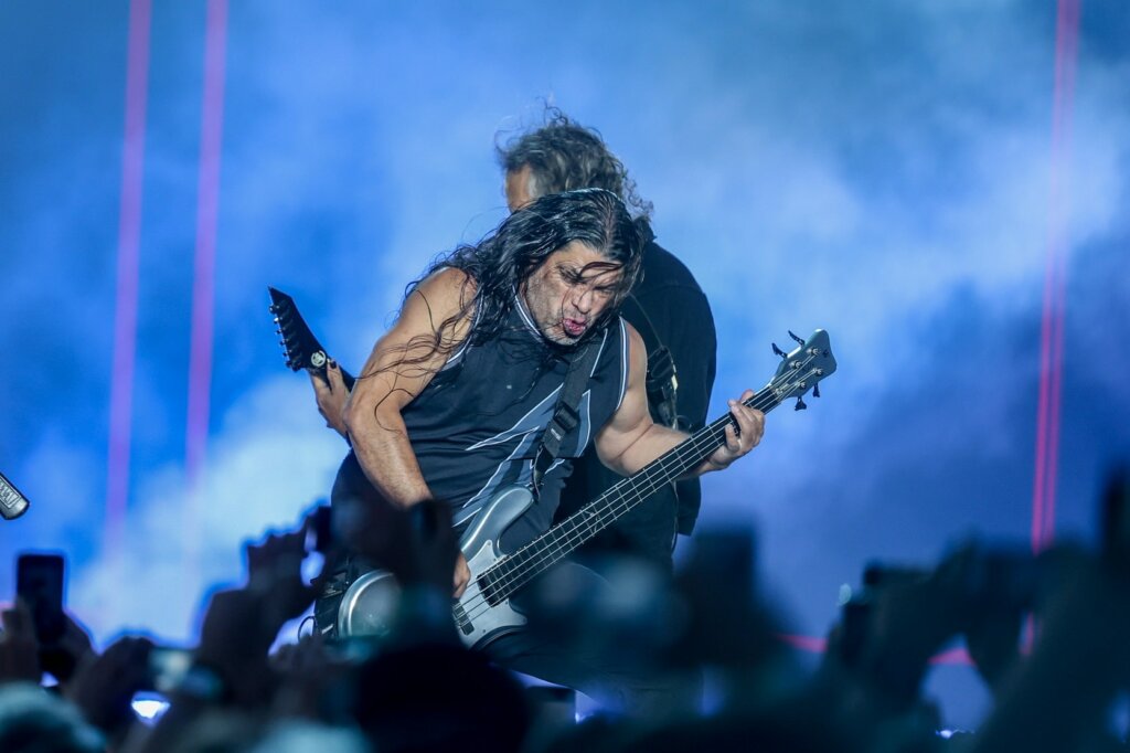 Metallica отреагировали на появление своей песни в сериале «Очень странные дела»