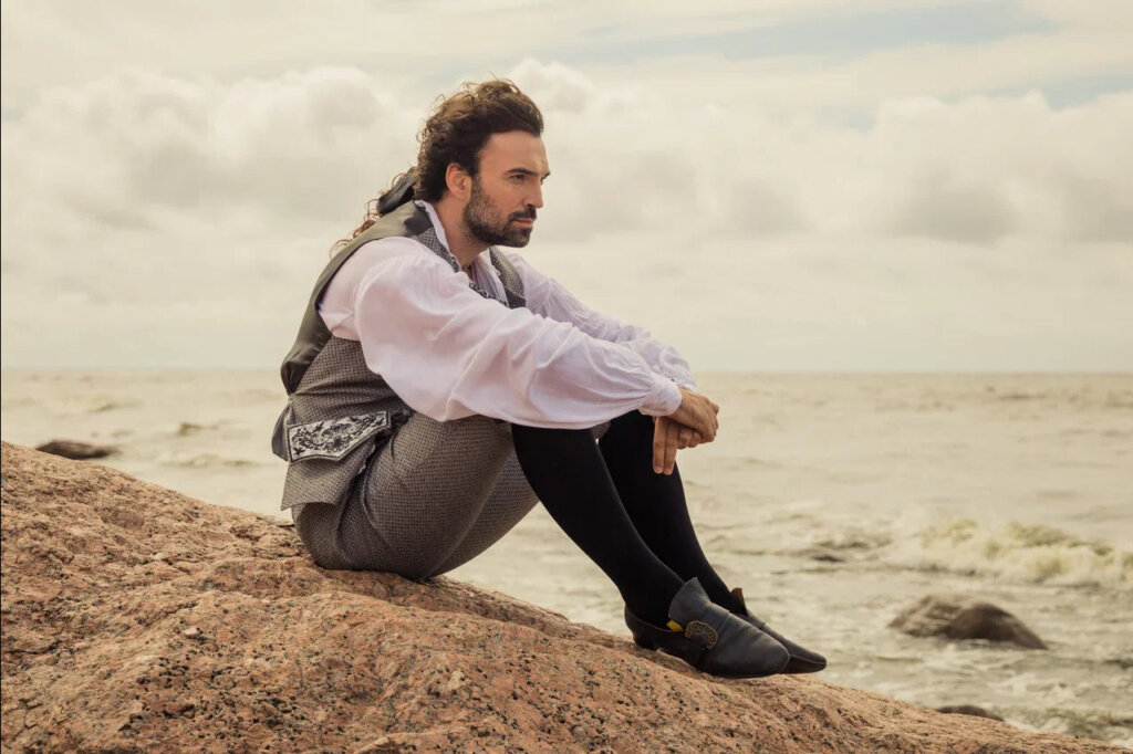 Названы российские и зарубежные сериалы, которые россияне увидят в декабре и далее