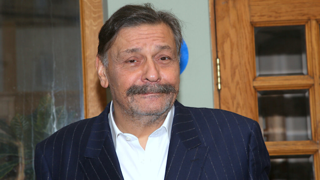 Оскандалившийся Дмитрий Назаров набросился с оскорблениями на фанатов