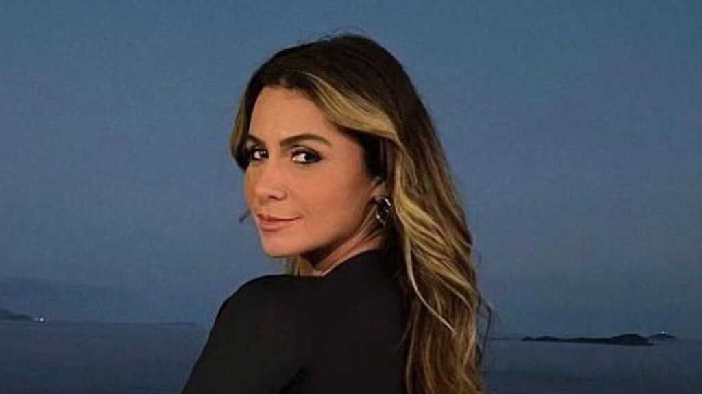 46-летняя звезда «Клона» Джованна Антонелли показала идеальное тело в бикини