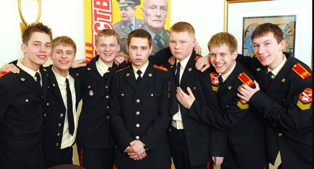 Как сложились судьбы актеров сериала «Кадетство»: неуплата алиментов, кризис среднего возраста и психические расстройства