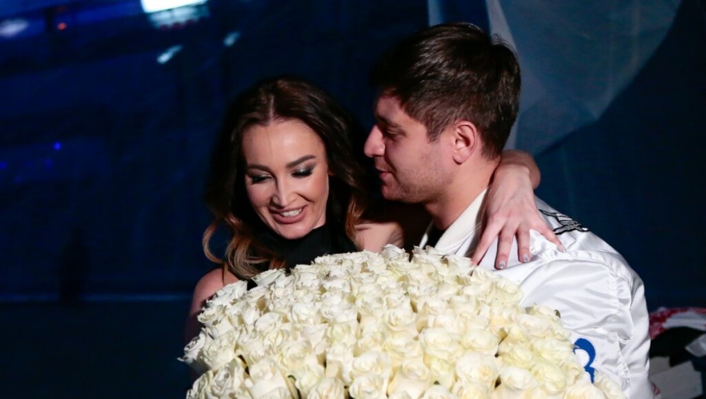 Ольга Бузова и Дава воссоединились в Китае