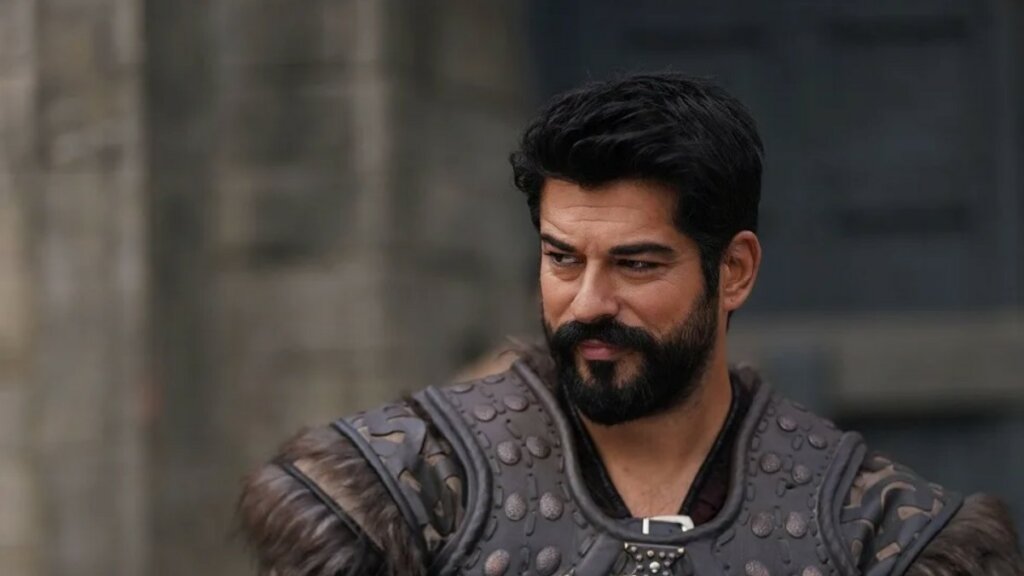 Бурак Озчивит признался России в любви и назвал главные секреты счастья