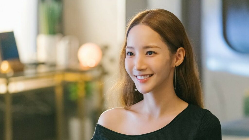 Худела до истощения для роли и находилась под следствием: тяжелые испытания многогранной Пак Мин-ён