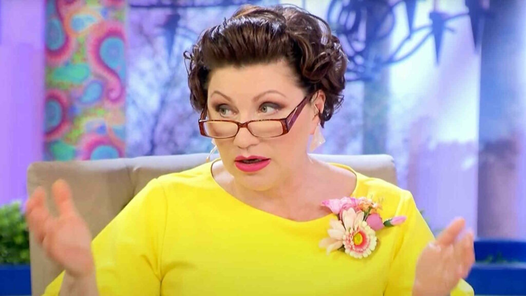 62-летняя телеведущая Роза Сябитова рассказала о неизлечимой болезни