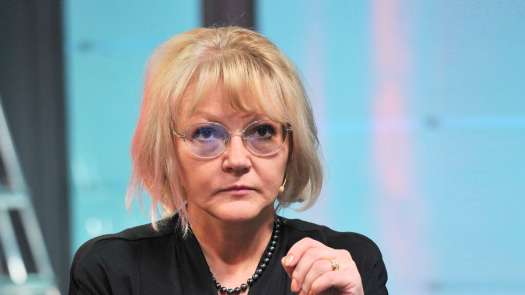 Звезда фильма «Мимино» Марина Дюжева рассказала о борьбе с онкологией