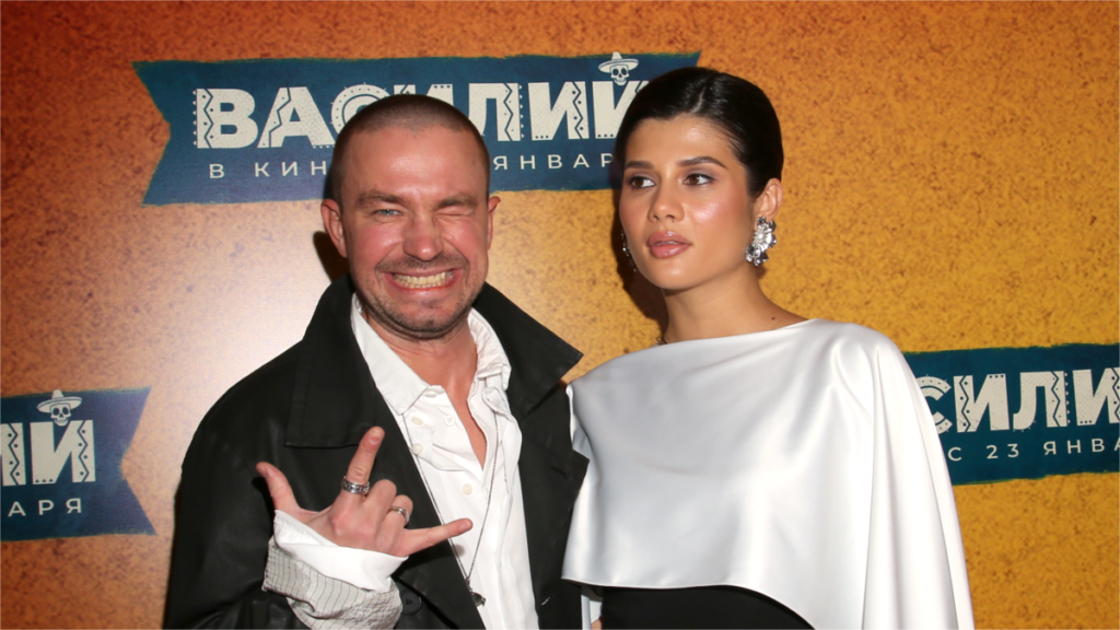 Актер Александр Петров впервые стал отцом