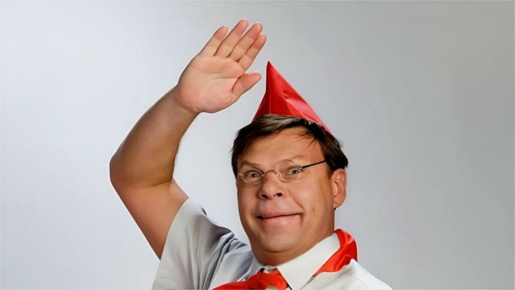 Андрей Бочаров из математика стал актером и ушел из кино: куда пропал «сынулька» из сериала «33 квадратных метра»