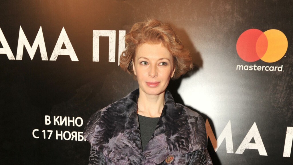 Неузнаваемая Амалия Мордвинова вышла в свет впервые за несколько лет