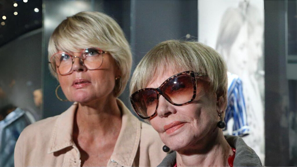 Юлия Меньшова трогательно простилась с Верой Алентовой: «Мамы больше нет»