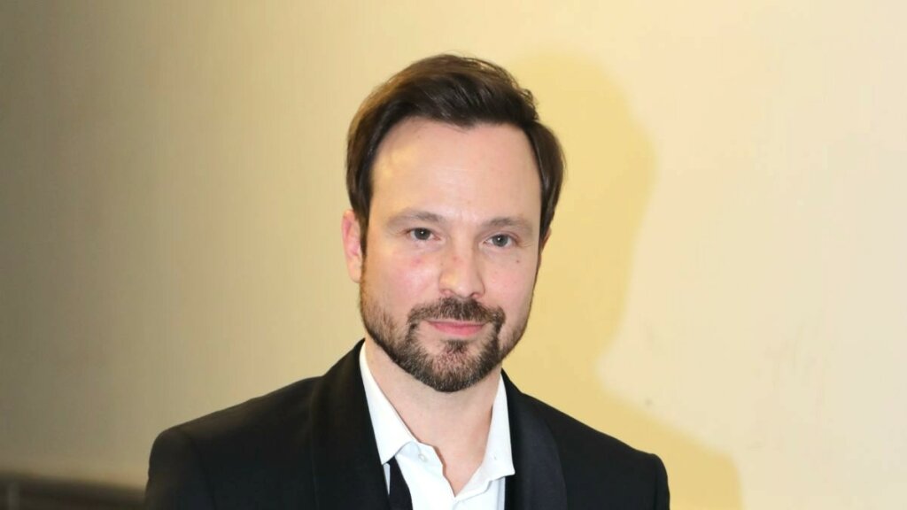 Развелся с Агнией Дитковските и тайно женился на ее копии: как сейчас живет Алексей Чадов