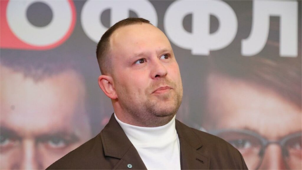 Внебрачный сын и развод с Нино Нинидзе: о чем молчит актер Кирилл Плетнев