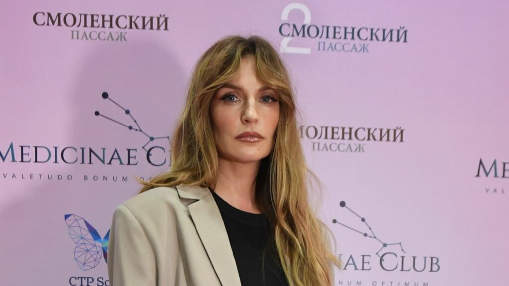 Бросившая мужа Саша Савельева сделала печальное признание: молчать нет смысла