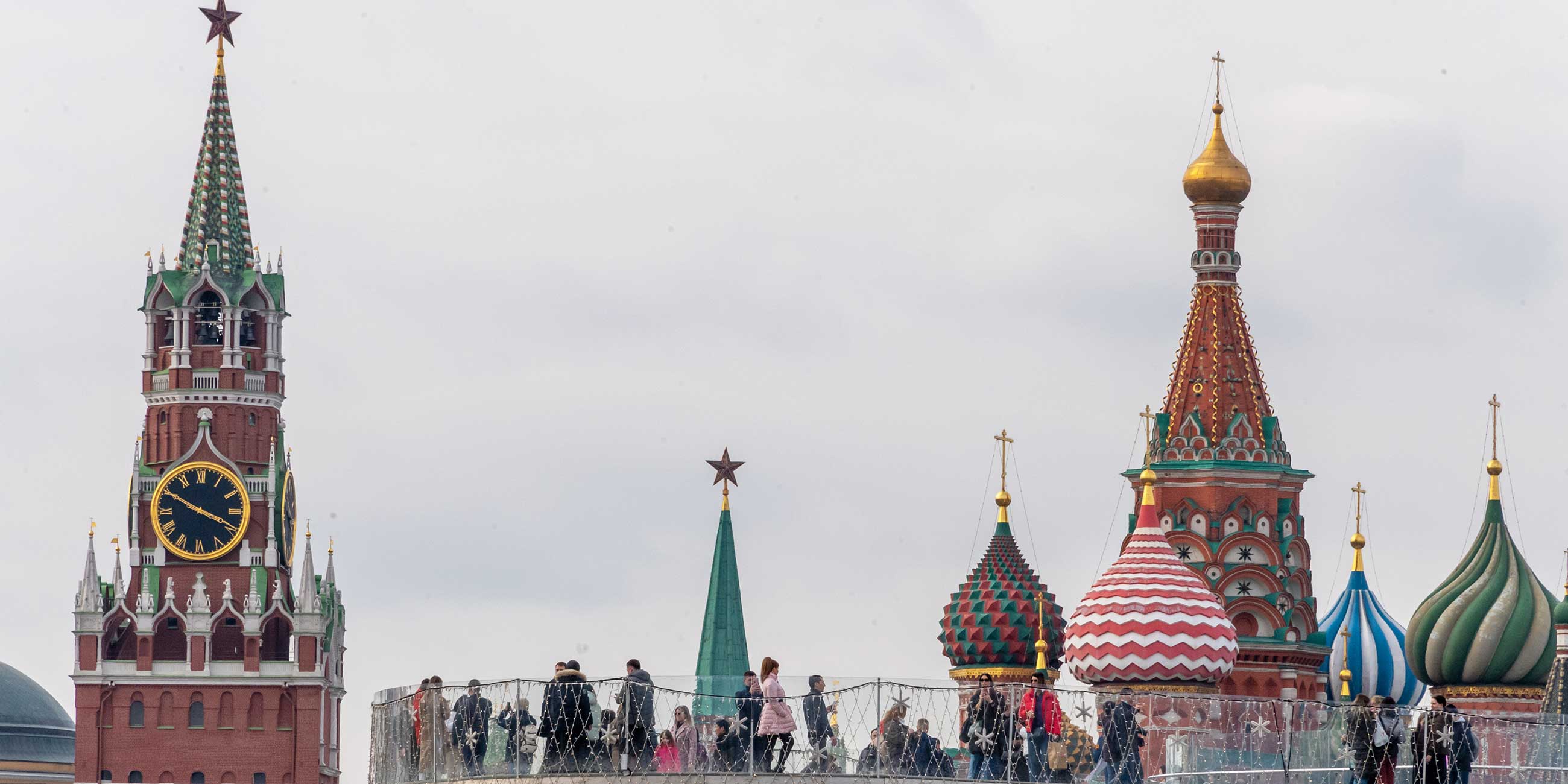 Как называется кремлевская. Как называется кремлевская. Как называется кремлевская. Красная площадь никольская башня. Стены и башни московского кремля.