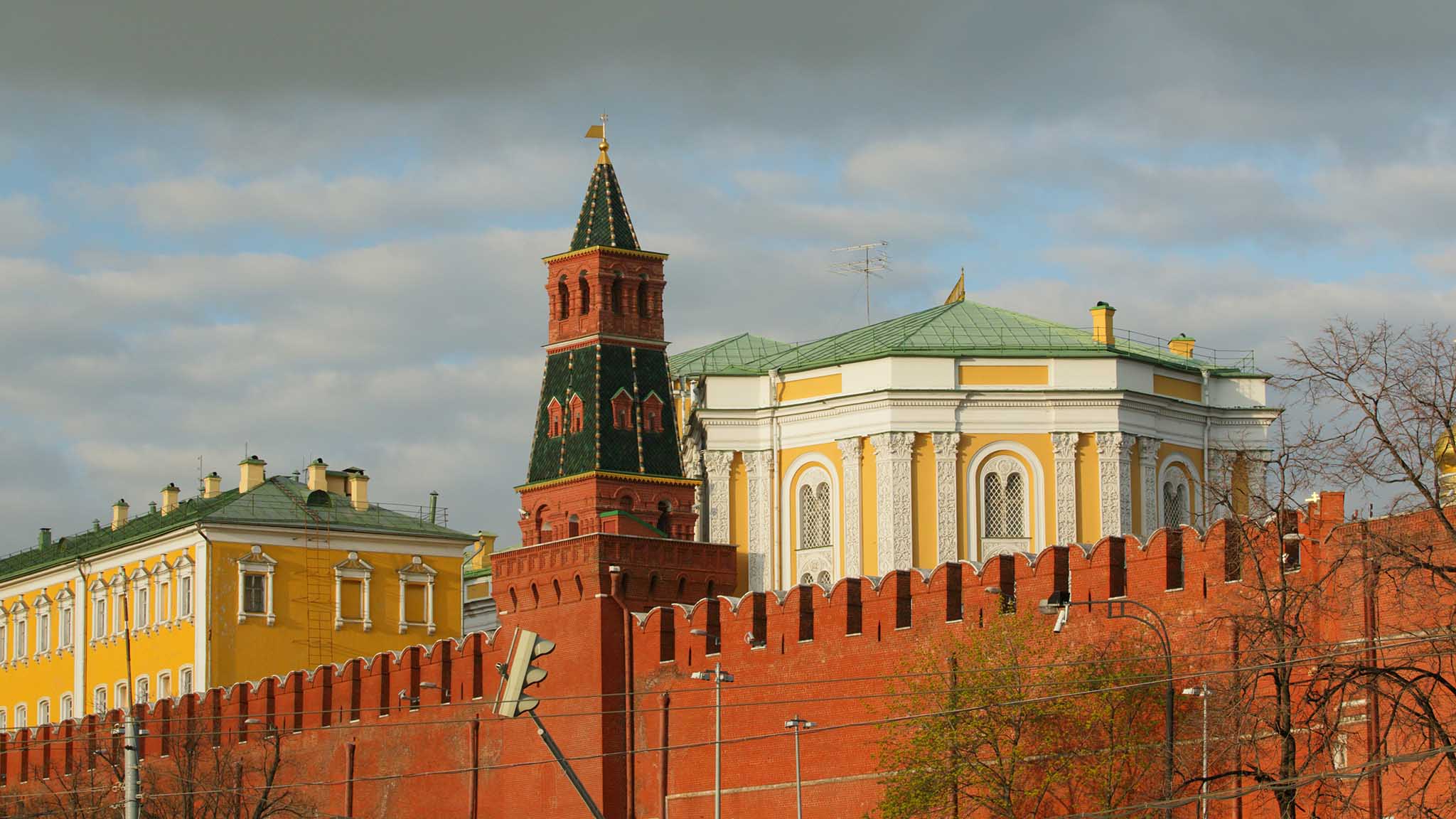 рассказ о нижегородском кремле. оружейная (конюшенная) башня. набатная башня московского кремля. никитская башня тульского кремля. ивановская башня тула.