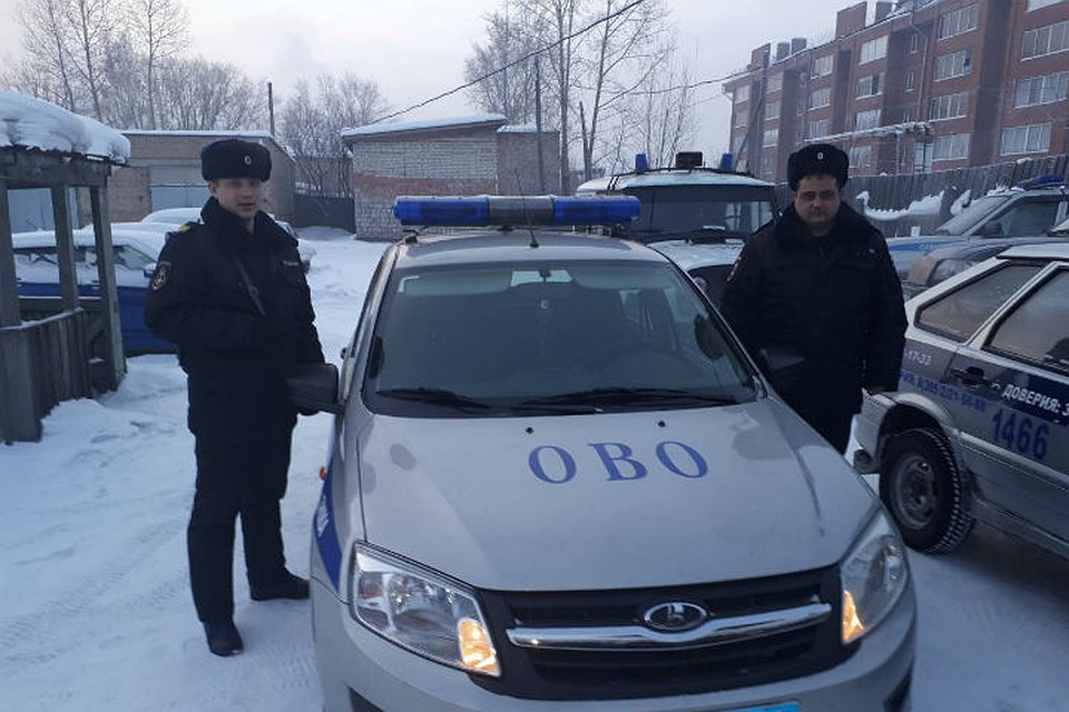 Девушки из вневедомственной охраны Девушки из вневедомственной охраны