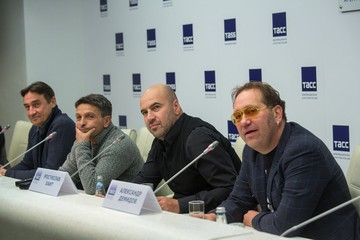 Знаменитая четверка представила в П