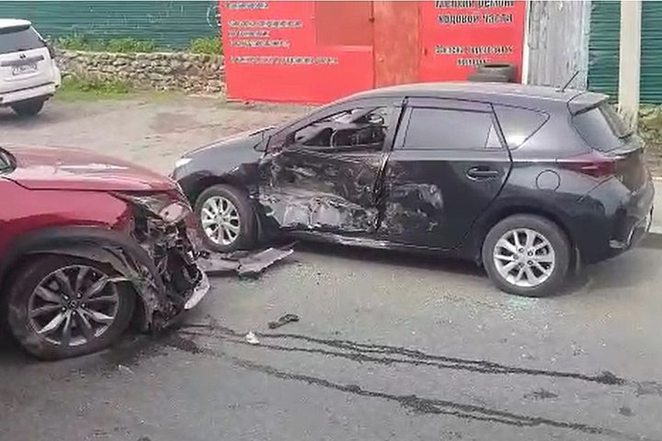 Авария с лексусом