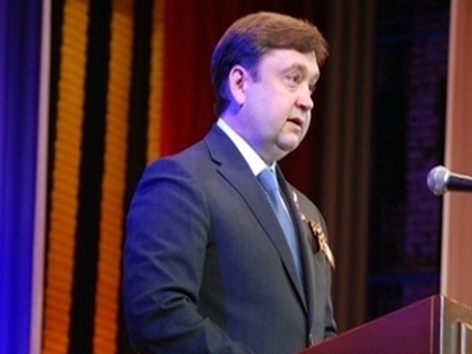 Начало заседания в 15 часов