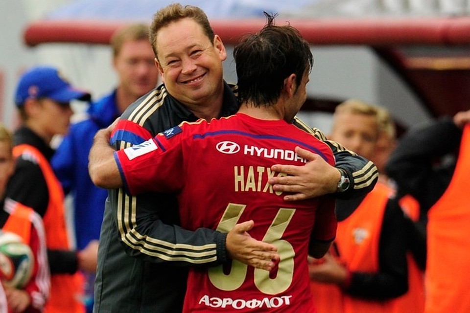 Sovsport. Бибрас Натхо с днём рождения. Дзюба обнимается со Слуцким.