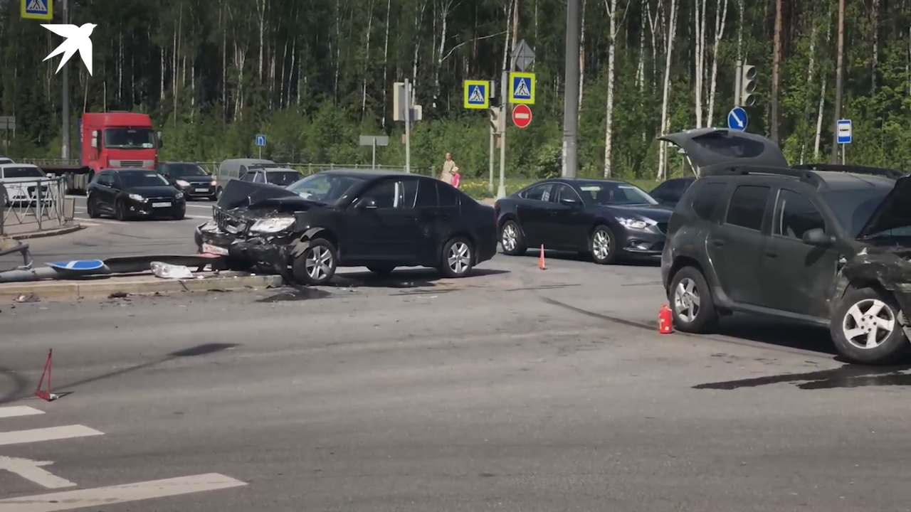 Дтп двух генералов. Генералы 2. 06. Авария на светлановском проспекте. 2023.