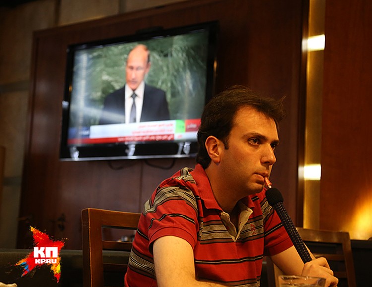 К выступлению президента РФ администратор выкрутил громкость на максимум.