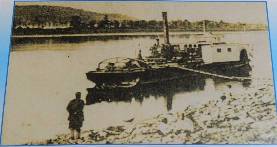 Пароход муравьев-амурский. Пироскаф пароход стимбот. Как назывался первый пароход прошедший по амуру. Первый пароход. Как назывался первый пароход прошедший по амуру.