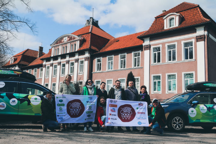 За две недели экипажи проекта проехали более 4000 тысяч километров. И открыли гораздо больше семи достопримечательностей!